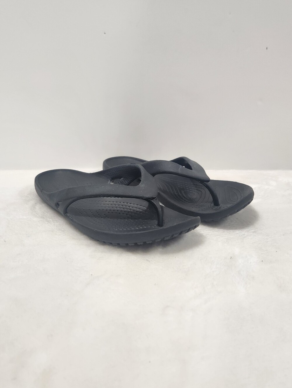 Crocs Black Kadee II Flip Flop Thong Sandals Womens Size 7